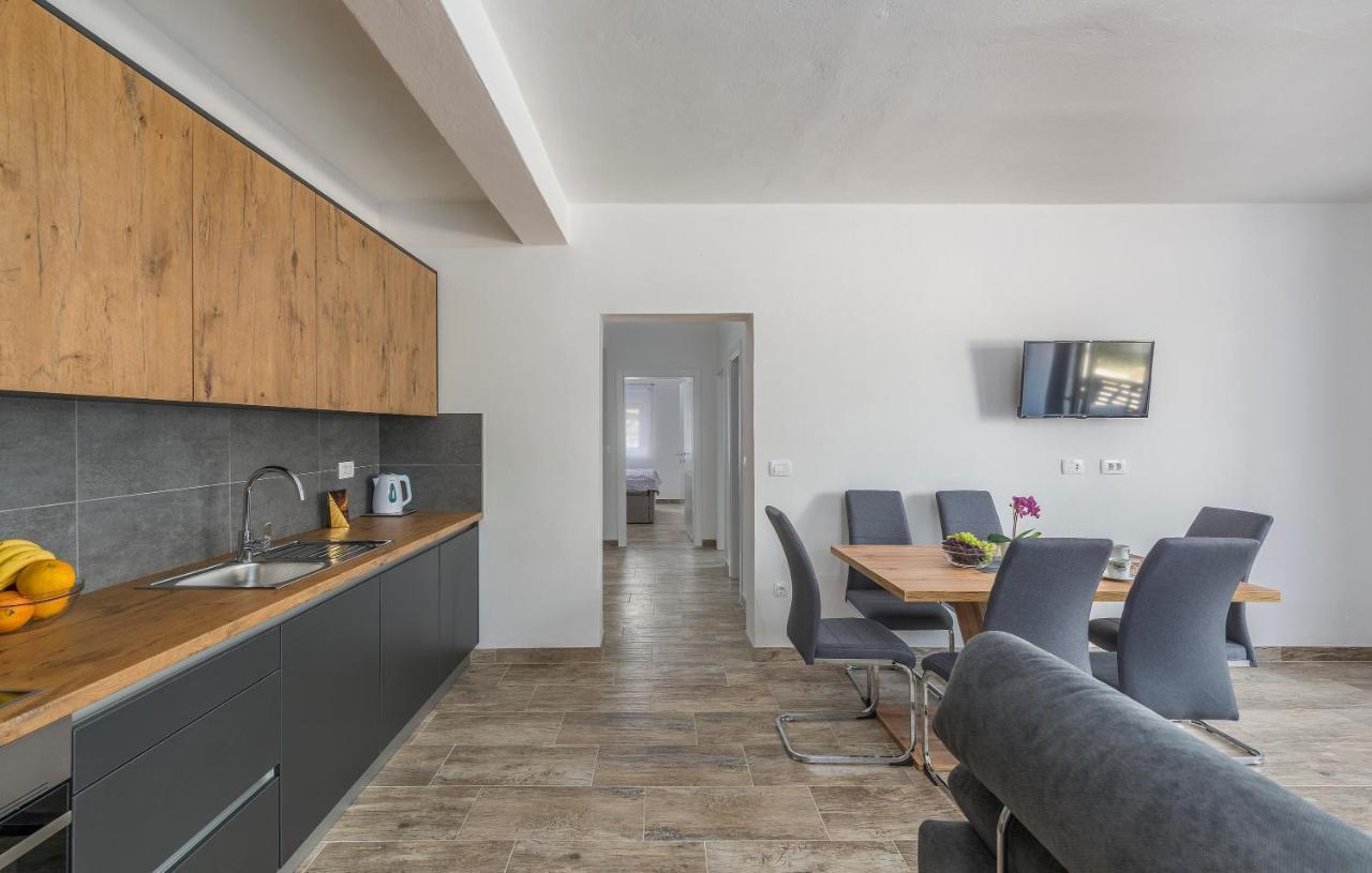 Apartmani Natalija Porec Exterior photo